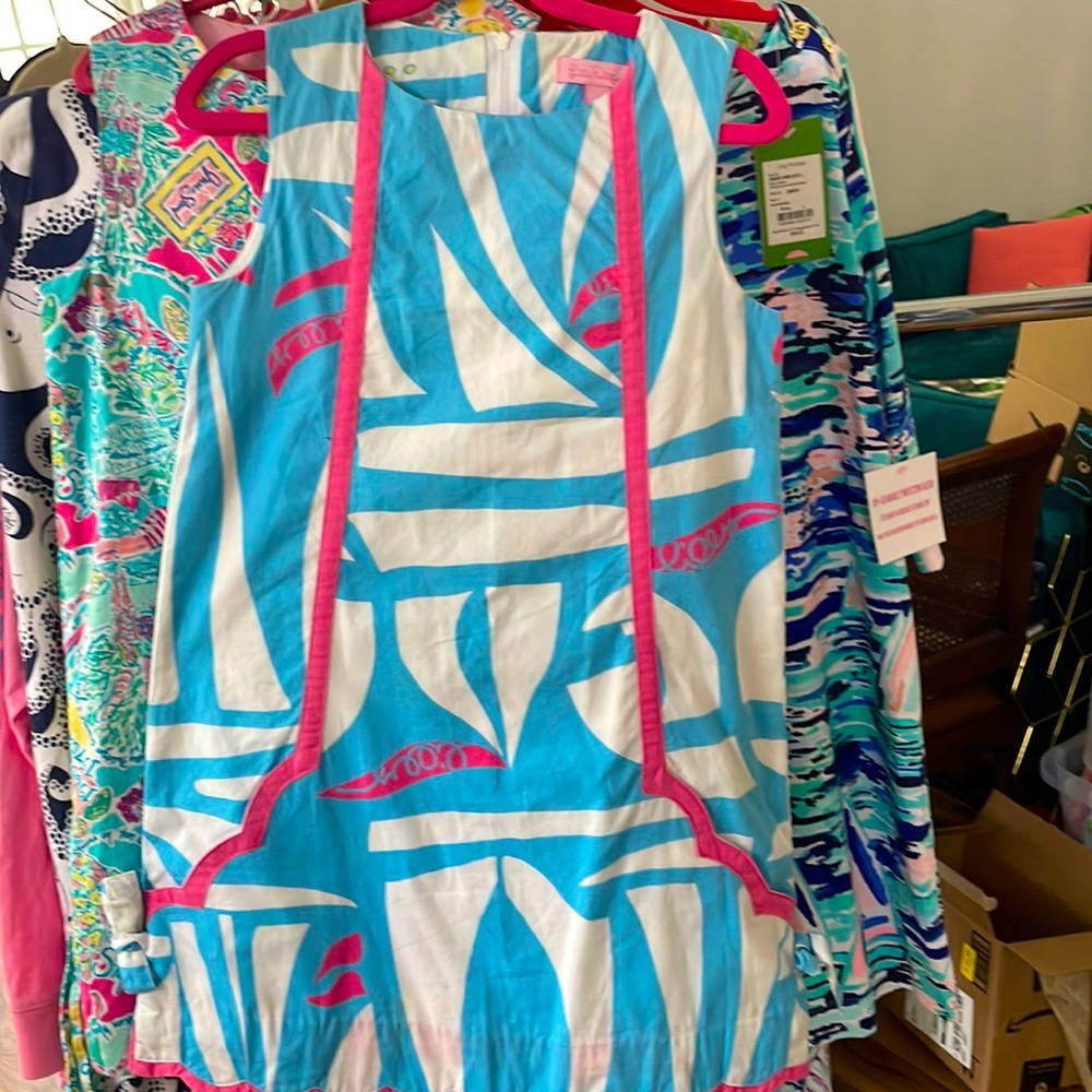 Lilly Pulitzer “sail away” shift size 8 girls